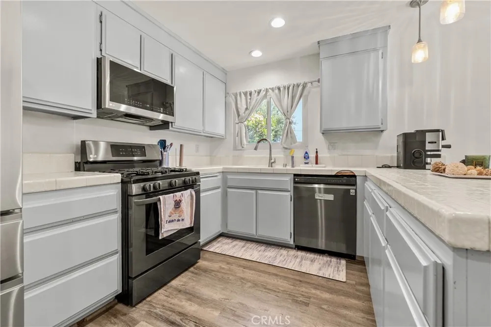 15634 Wharff Lawndale, CA 90260