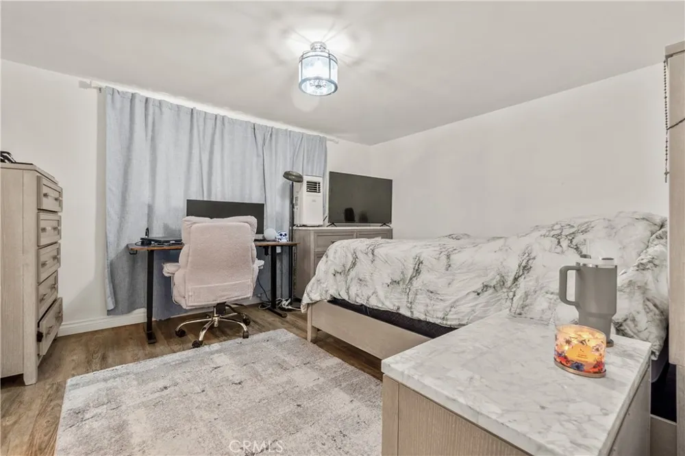 15634 Wharff Lawndale, CA 90260