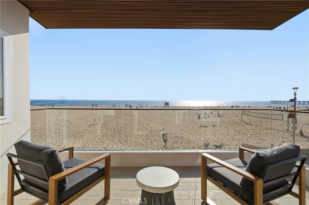 740 The Strand Hermosa Beach, CA 90254