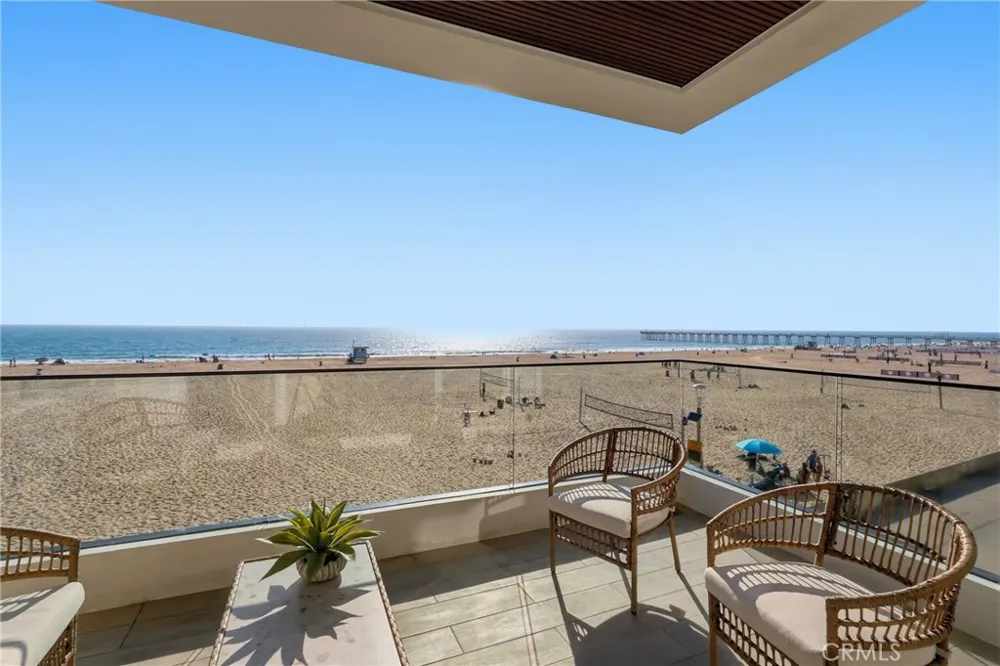 740 The Strand Hermosa Beach, CA 90254