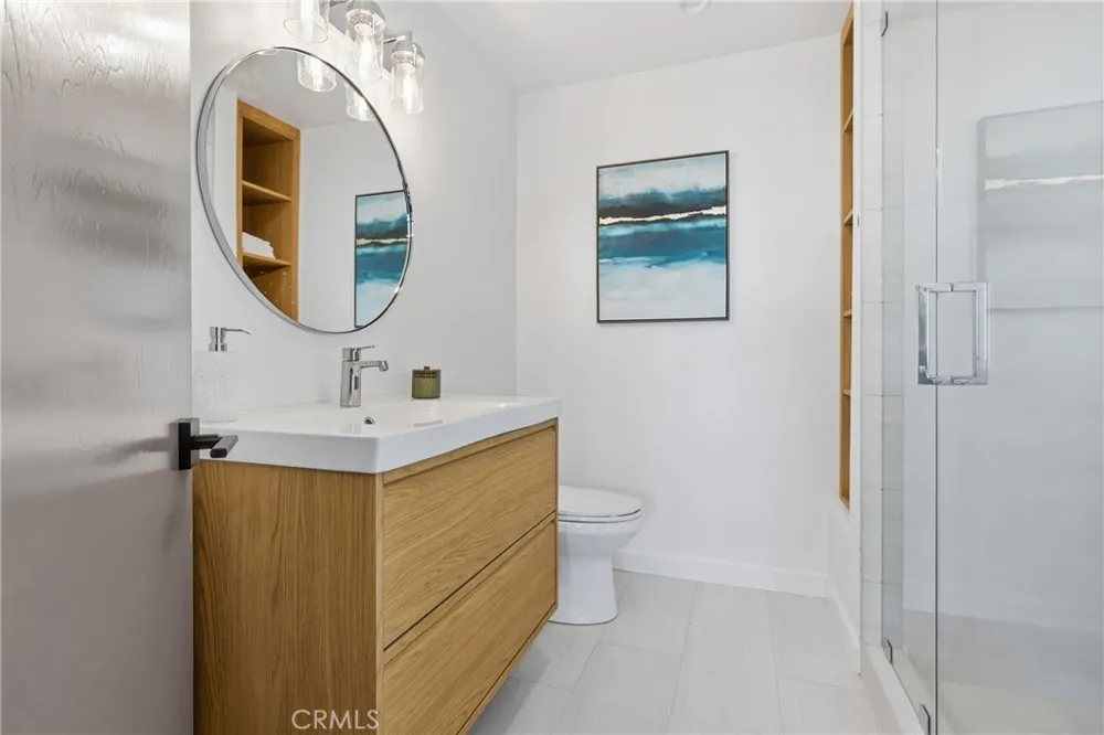 740 The Strand Hermosa Beach, CA 90254