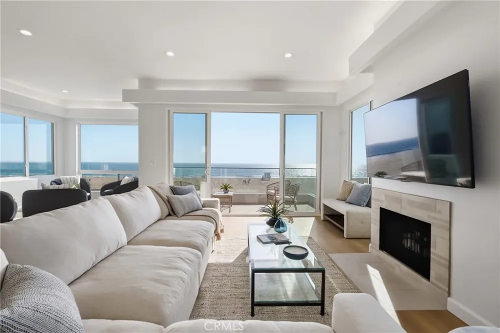 740 The Strand Hermosa Beach, CA 90254