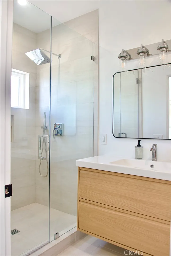740 The Strand Hermosa Beach, CA 90254