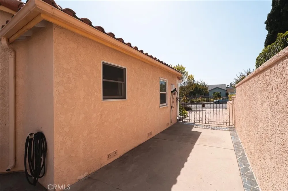 3718 S Parker Street San Pedro, CA 90731