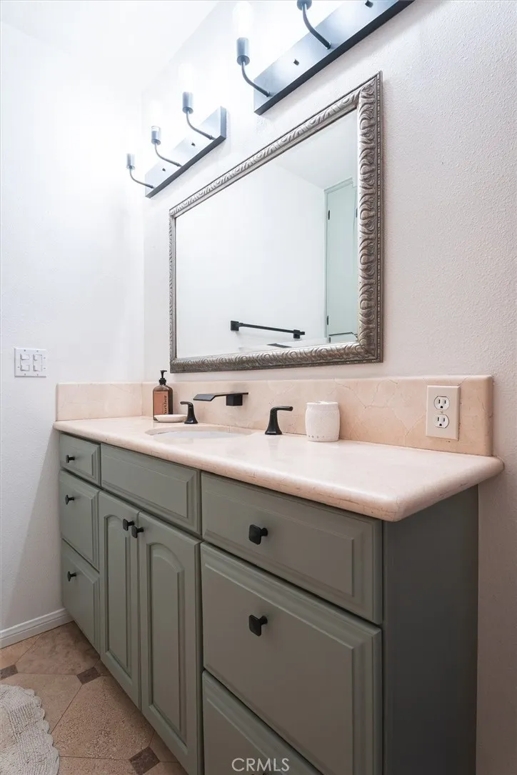 3718 S Parker Street San Pedro, CA 90731