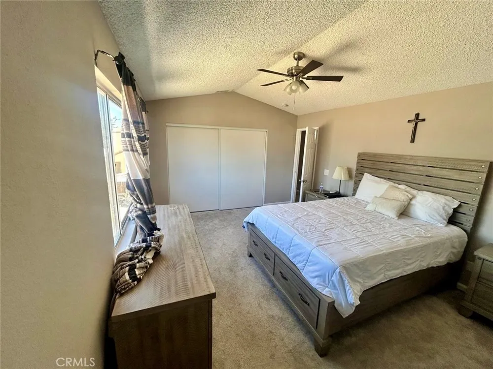 4855 Opal Palmdale, CA 93552