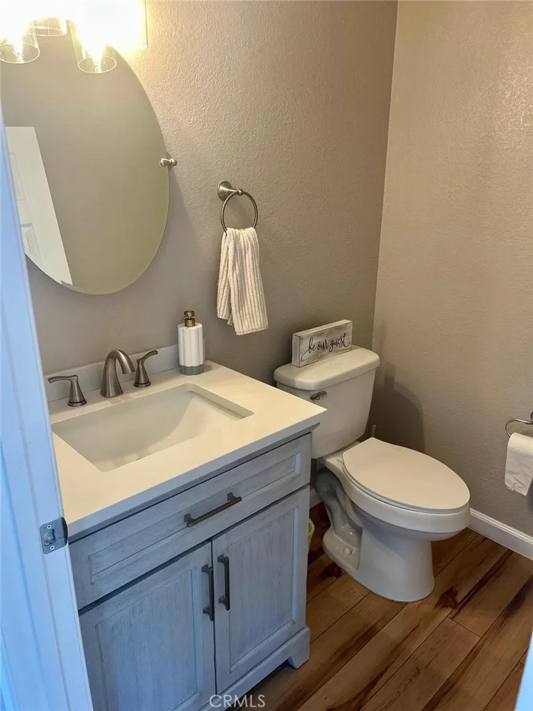 4855 Opal Palmdale, CA 93552