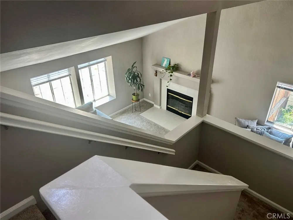4855 Opal Palmdale, CA 93552