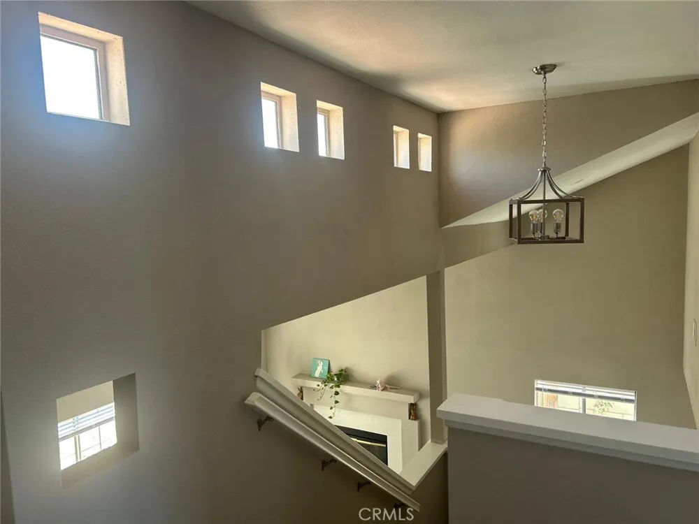 4855 Opal Palmdale, CA 93552