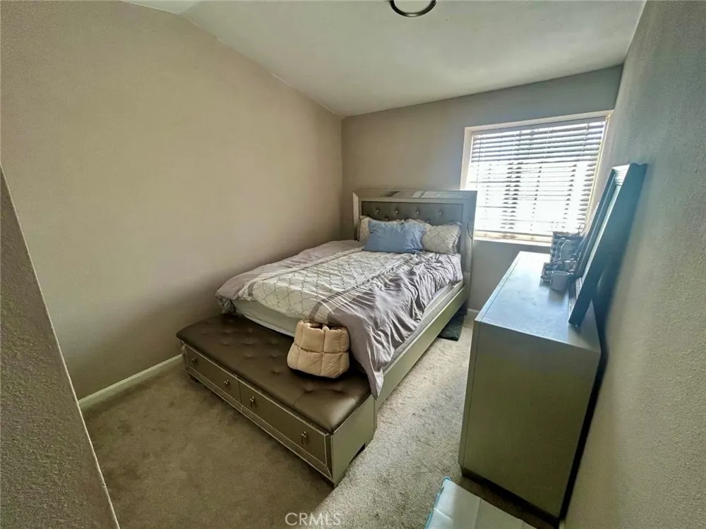 4855 Opal Palmdale, CA 93552
