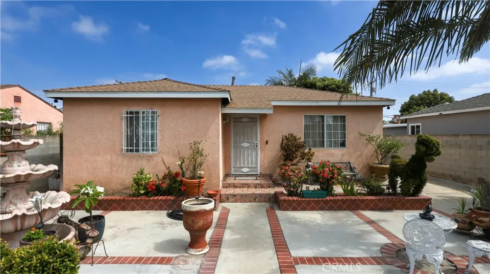 5427 Rayborn Lynwood, CA 90262