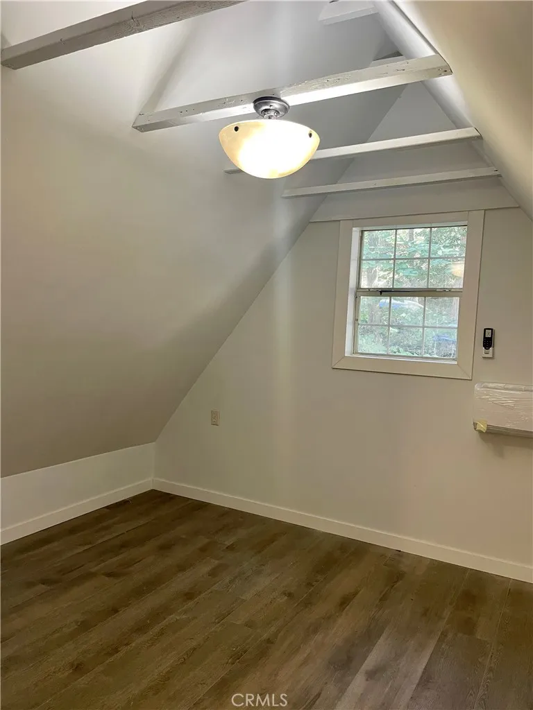 719 Woodland Road Crestline, CA 92325