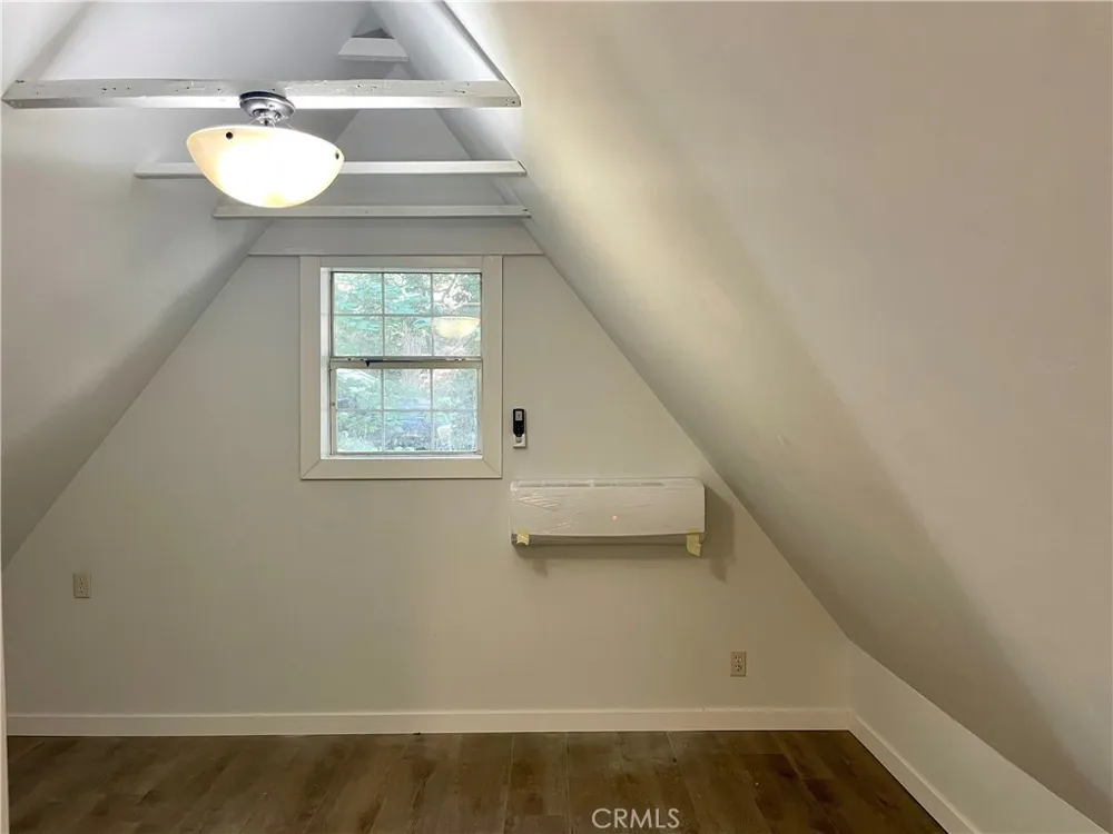 719 Woodland Road Crestline, CA 92325