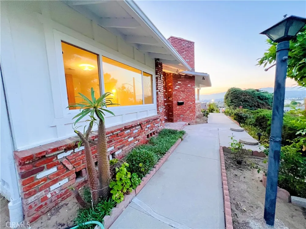 2277 ALEXDALE LN Rowland Heights, CA 91748