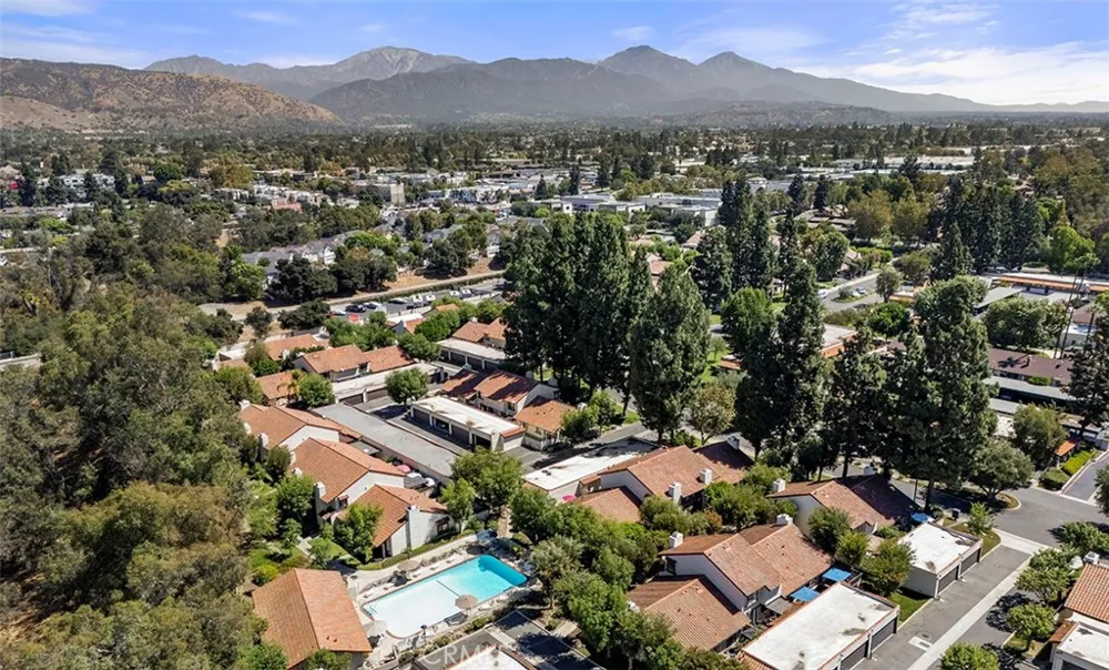 607 Santa Cruz Court San Dimas, CA 91773