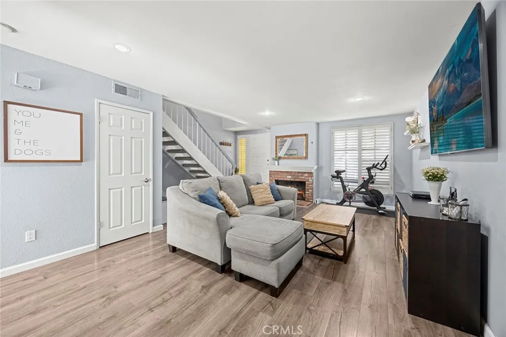607 Santa Cruz Court San Dimas, CA 91773