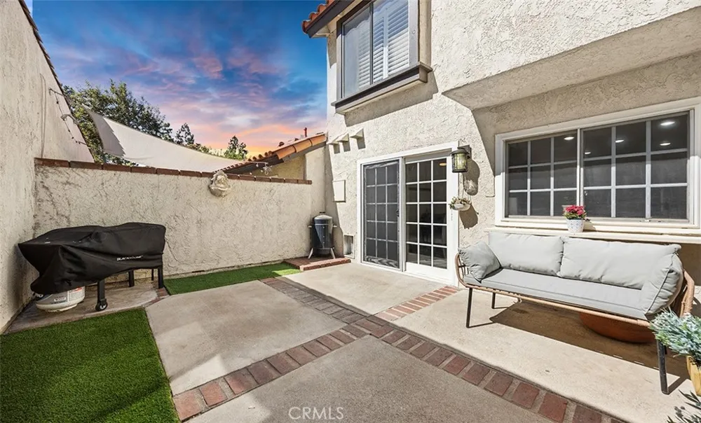 607 Santa Cruz Court San Dimas, CA 91773