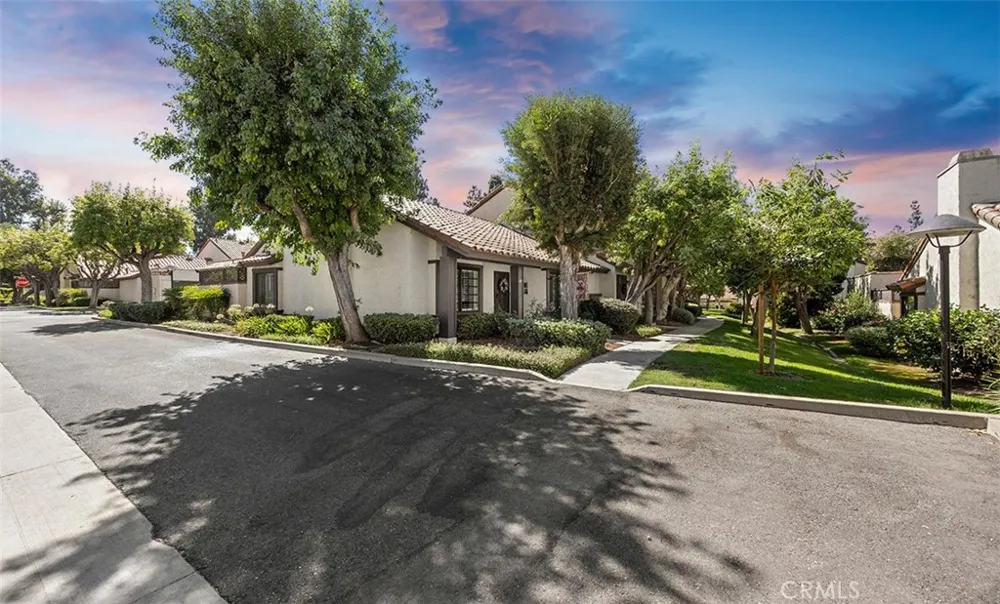 607 Santa Cruz Court San Dimas, CA 91773