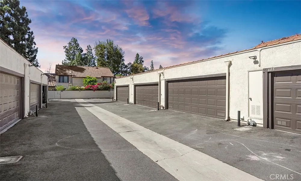 607 Santa Cruz Court San Dimas, CA 91773
