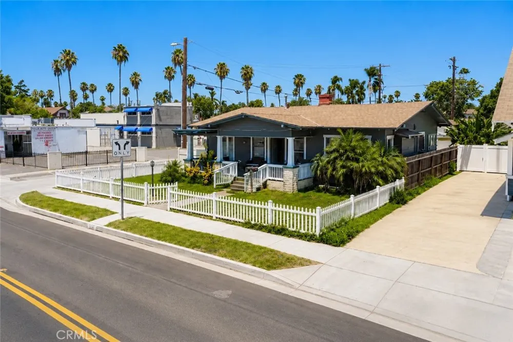 117 E Sycamore Anaheim, CA 92805