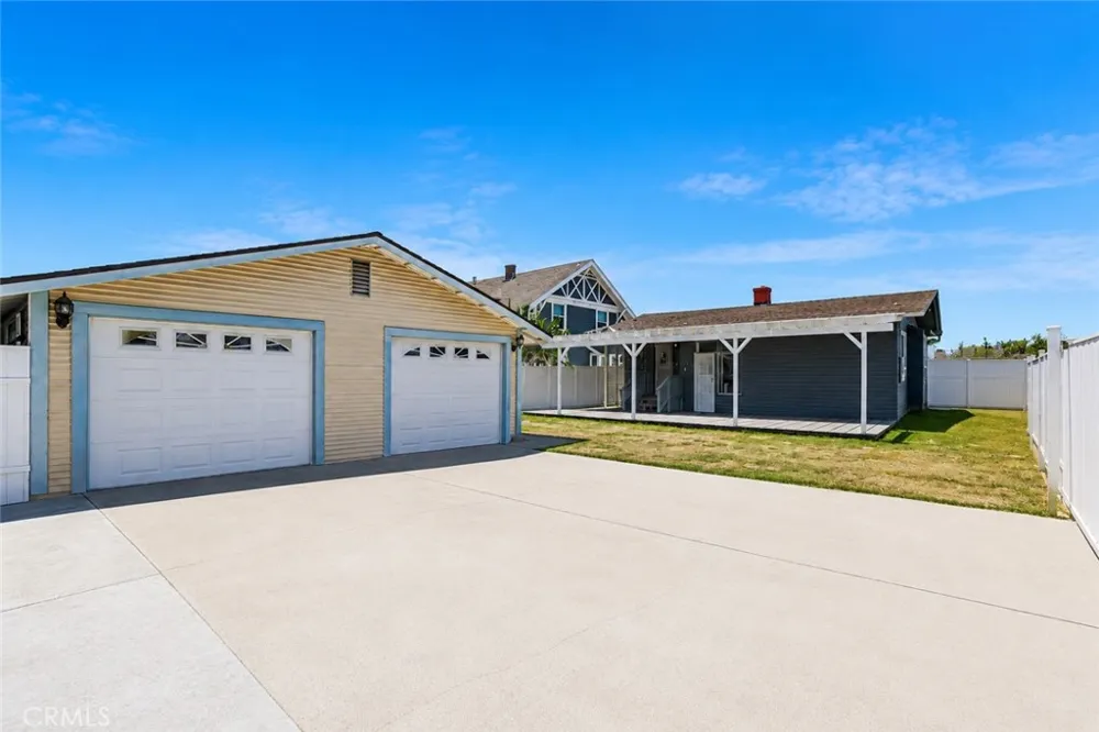 117 E Sycamore Anaheim, CA 92805