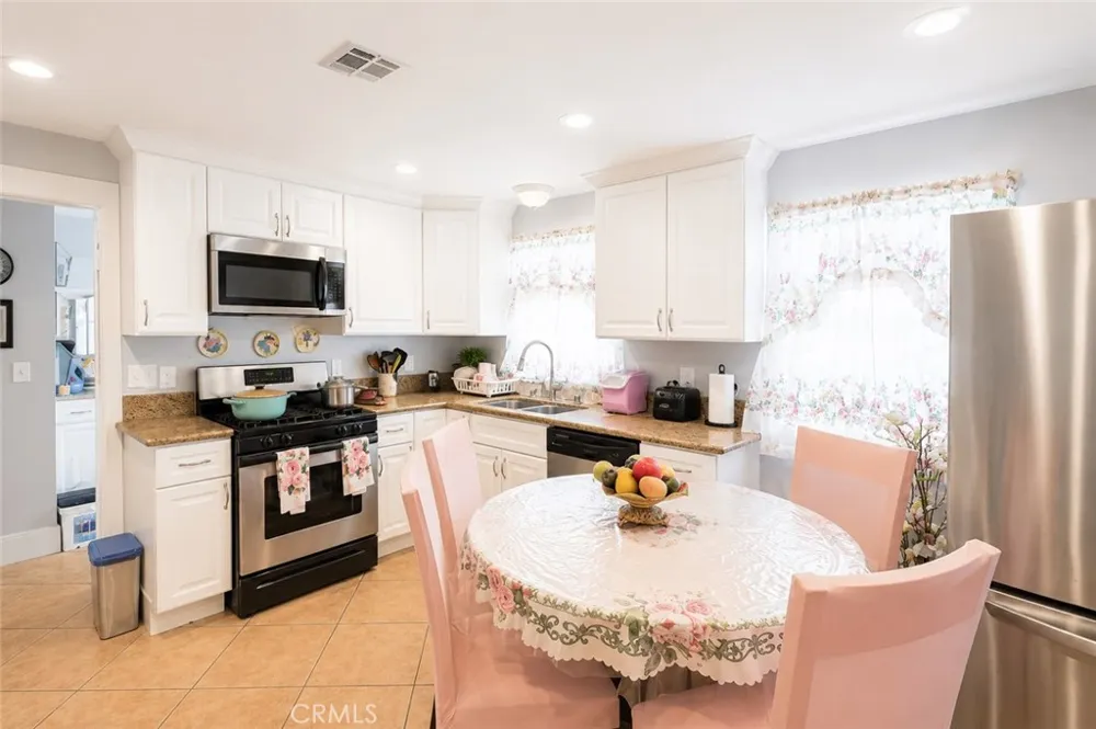 117 E Sycamore Anaheim, CA 92805
