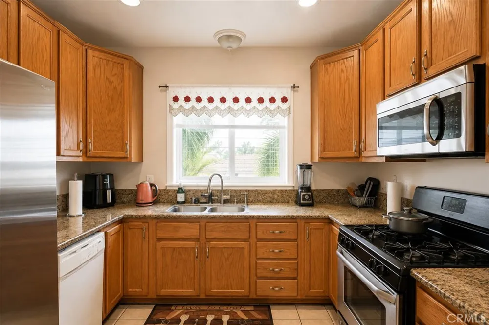 117 E Sycamore Anaheim, CA 92805