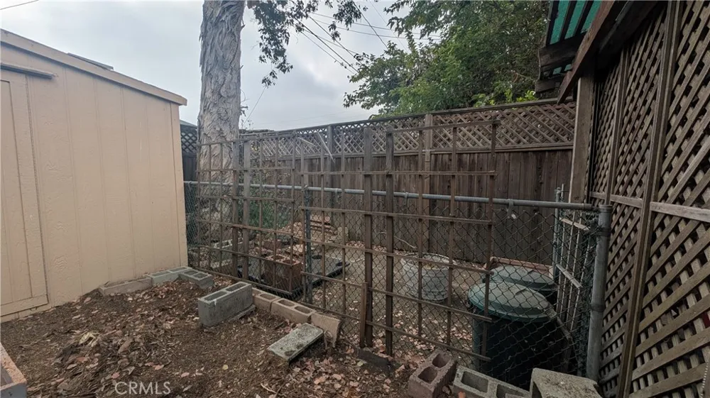 13706 S Berendo Gardena, CA 90247
