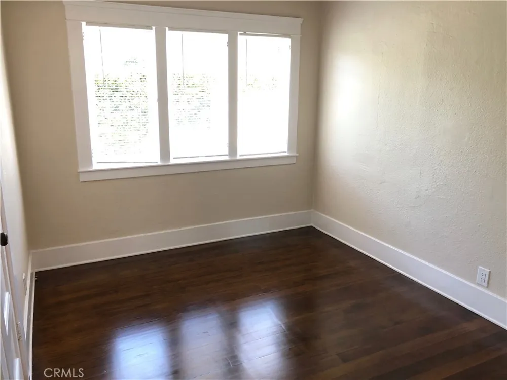 531 Glassell Street Orange, CA 92867