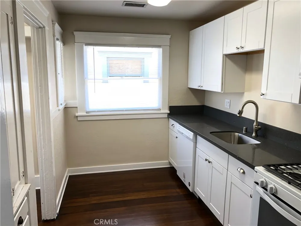 531 Glassell Street Orange, CA 92867