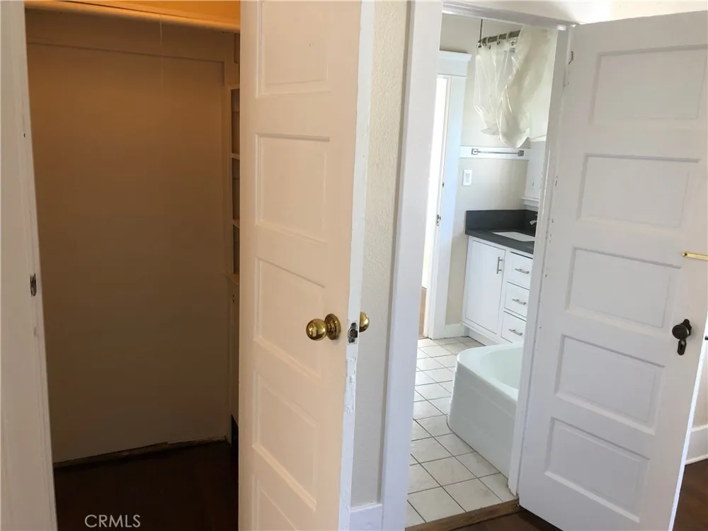 531 Glassell Street Orange, CA 92867