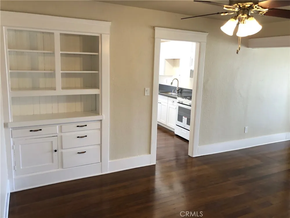531 Glassell Street Orange, CA 92867