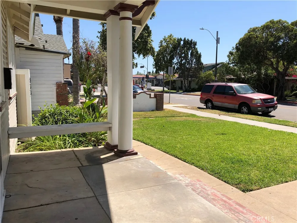 531 Glassell Street Orange, CA 92867