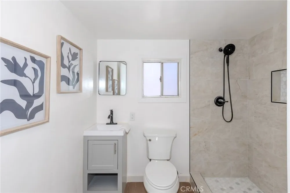 173 Waverly Orange, CA 92866