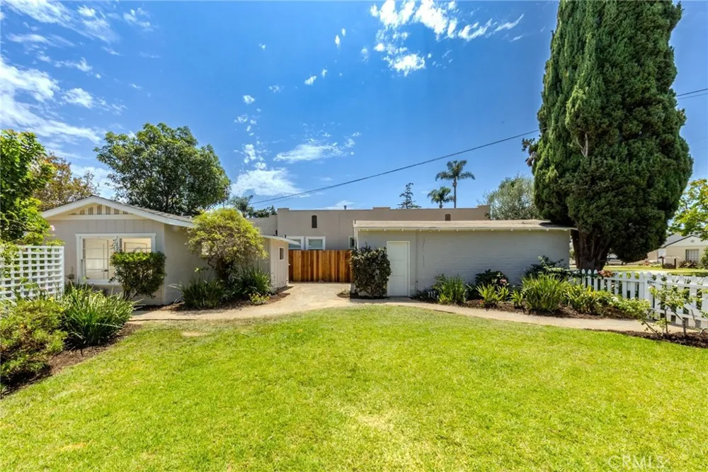 173 Waverly Orange, CA 92866