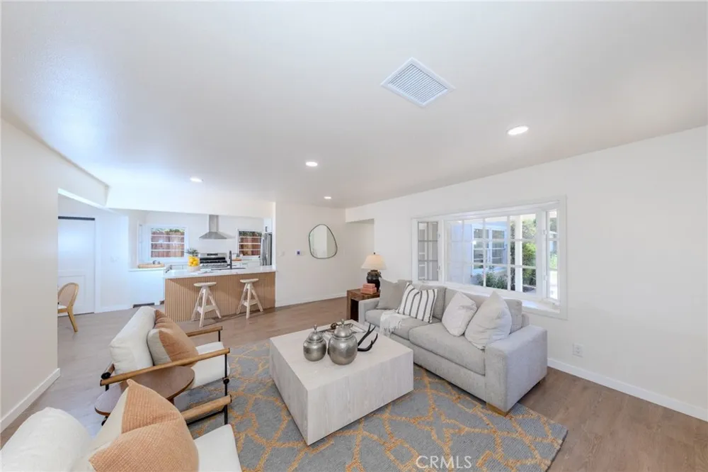 173 Waverly Orange, CA 92866