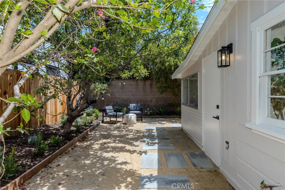 173 Waverly Orange, CA 92866