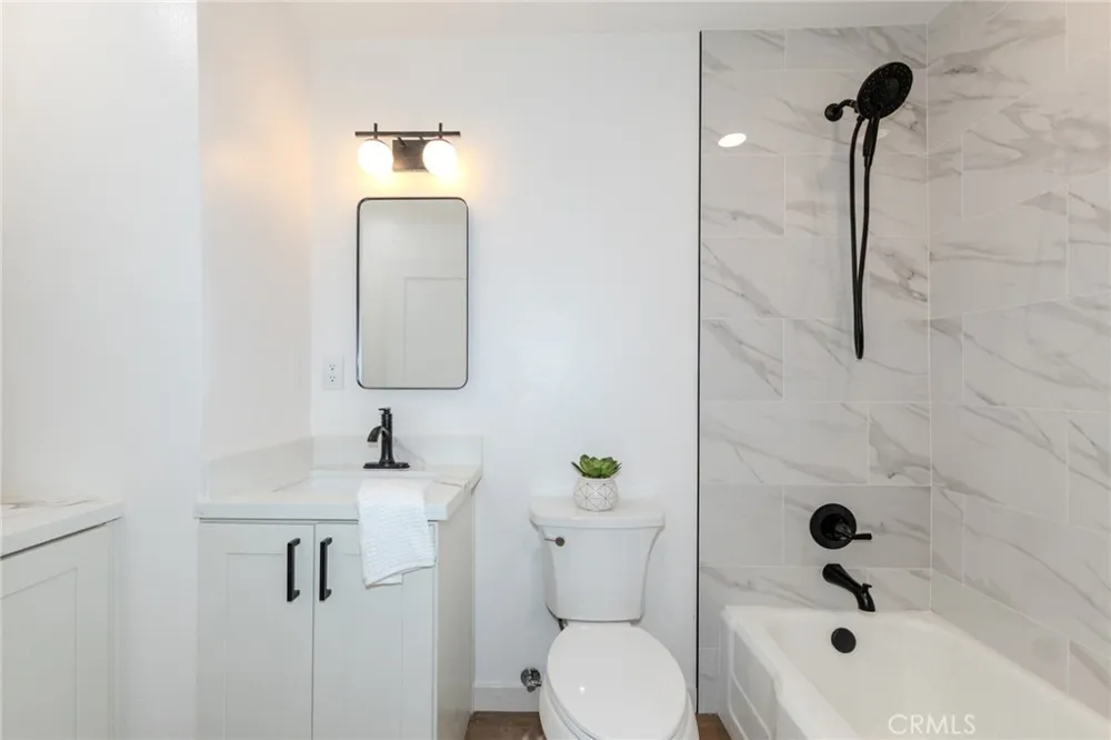 173 Waverly Orange, CA 92866