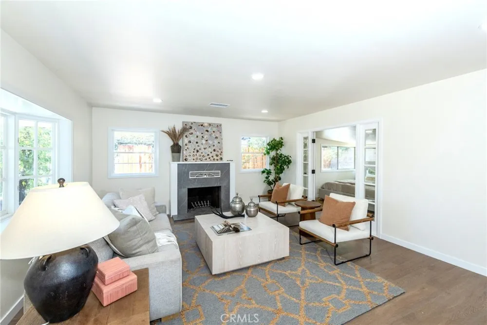 173 Waverly Orange, CA 92866