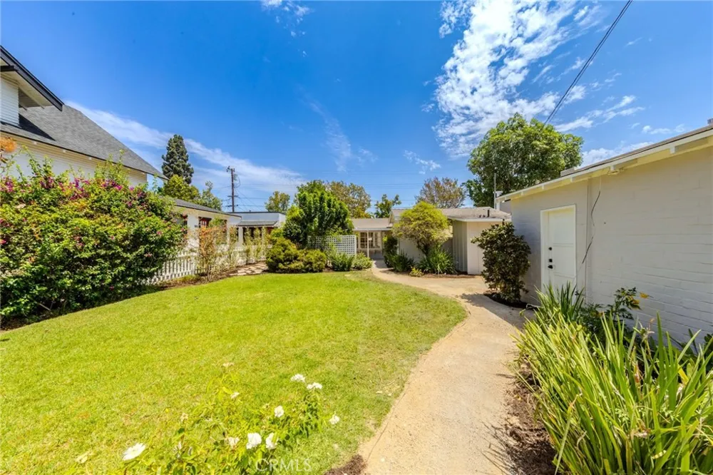 173 Waverly Orange, CA 92866