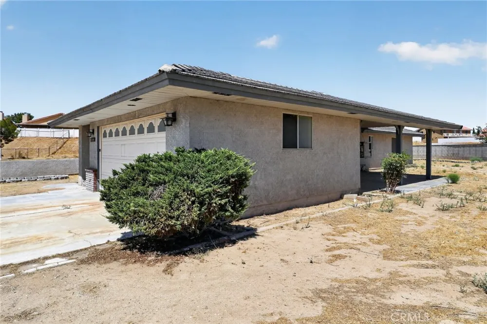 14744 Grafton Helendale, CA 92342