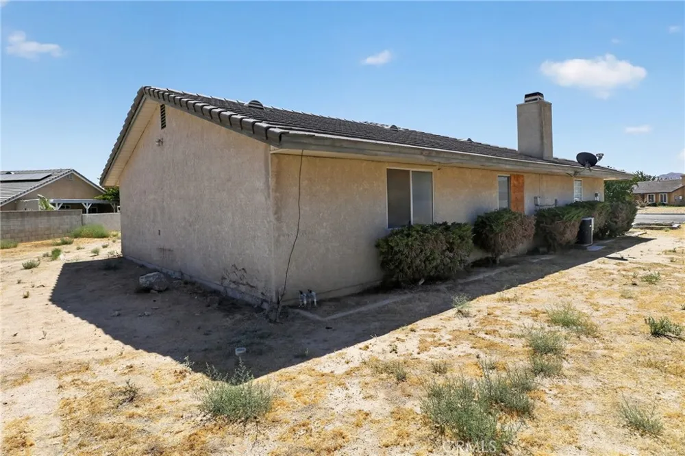 14744 Grafton Helendale, CA 92342