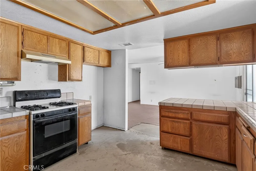 14744 Grafton Helendale, CA 92342