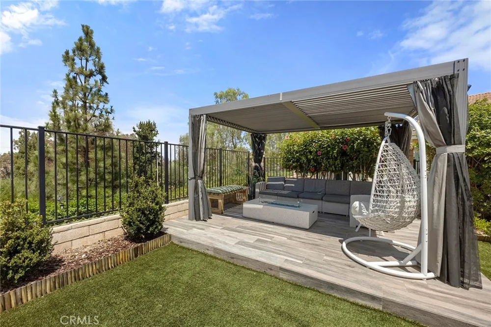 6875 E Swarthmore Drive Anaheim Hills, CA 92807