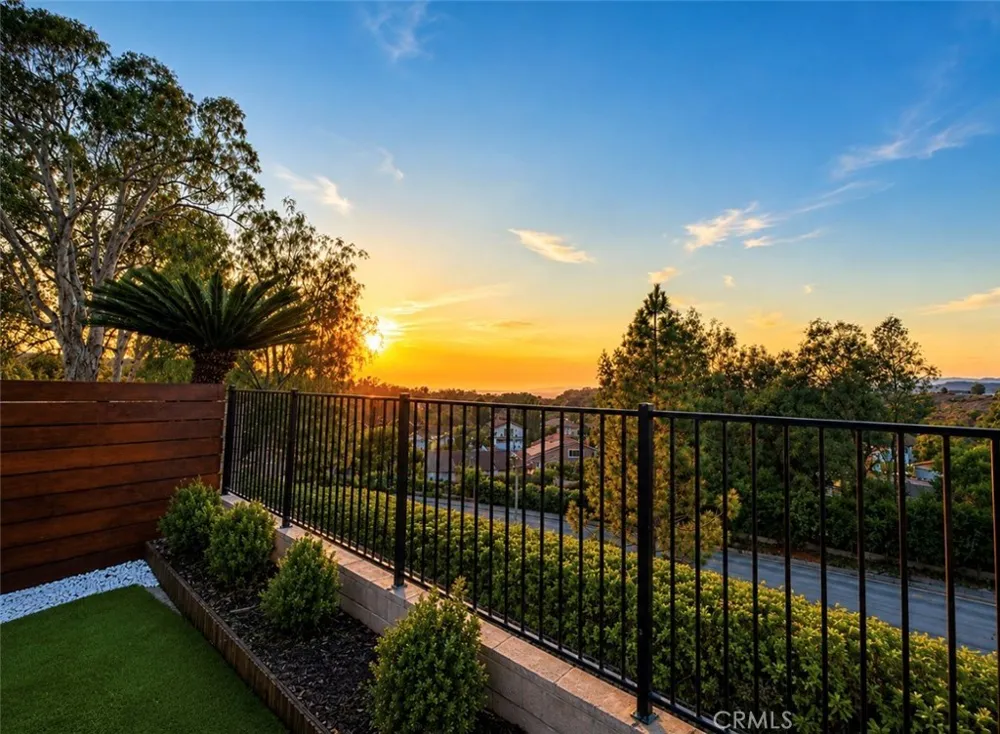 6875 E Swarthmore Drive Anaheim Hills, CA 92807