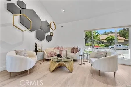6875 E Swarthmore Drive Anaheim Hills, CA 92807