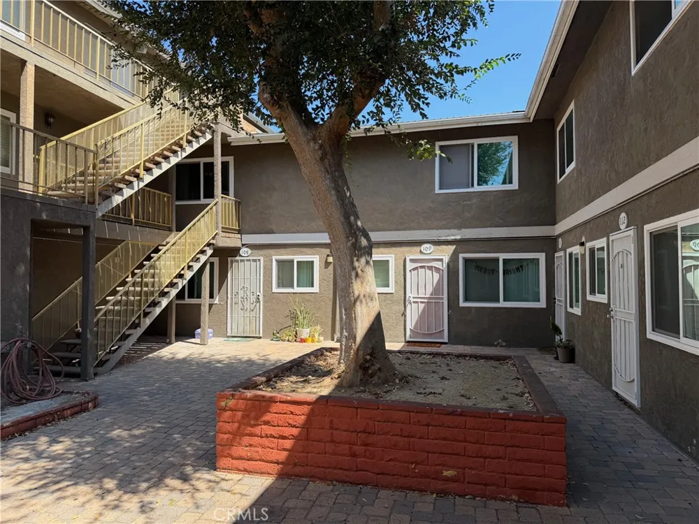 725 Coronado #206 Long Beach, CA 90804