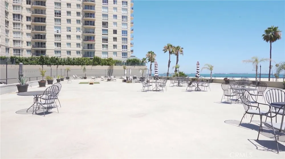 800 E Ocean Boulevard Long Beach, CA 90802