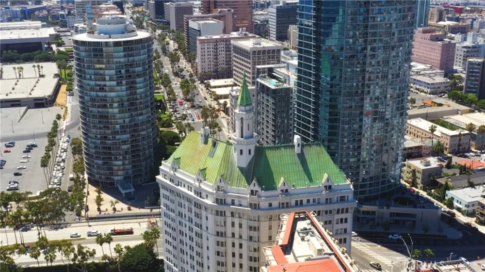 800 E Ocean Boulevard Long Beach, CA 90802