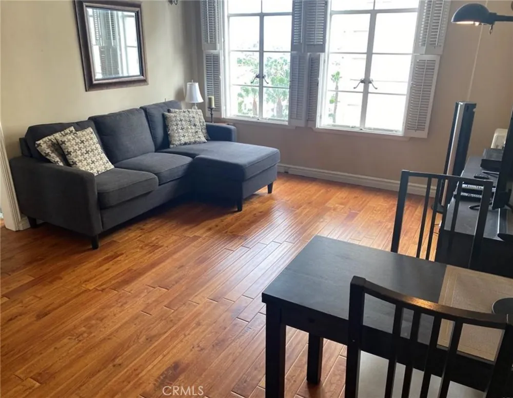 800 E Ocean Boulevard Long Beach, CA 90802